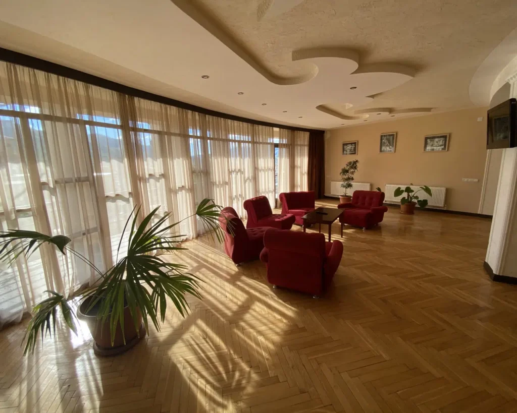 Kirovakan Hotel
